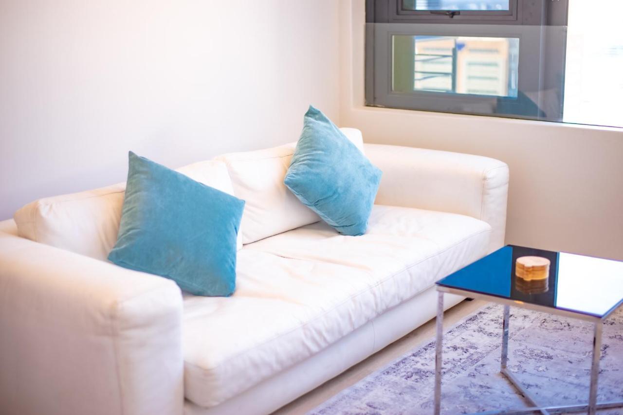 קייפטאון 16 On Bree Luxury Studio Apartment With City Mountain Sea Views מראה חיצוני תמונה